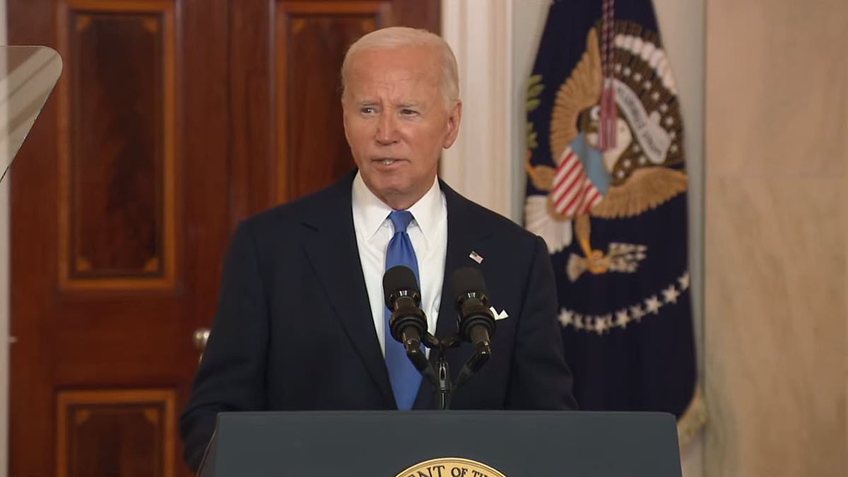AlteredEgoNews's tweet photo. Joe Biden tears into Supreme Court for 'emboldening' Trump https://t.co/OcnuowNNWJ https://t.co/0mFwKdtb87