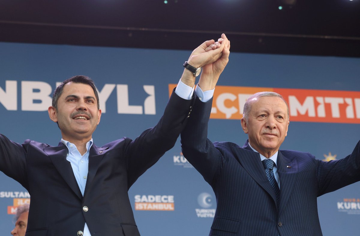 nuranyilmaz53's tweet photo. Efsane geri döndü..

Murat Kurum, Çevre ve Şehircilik Bakanı oldu. 💚💙

Hayırlı olsun... https://t.co/6cFVrisTkQ