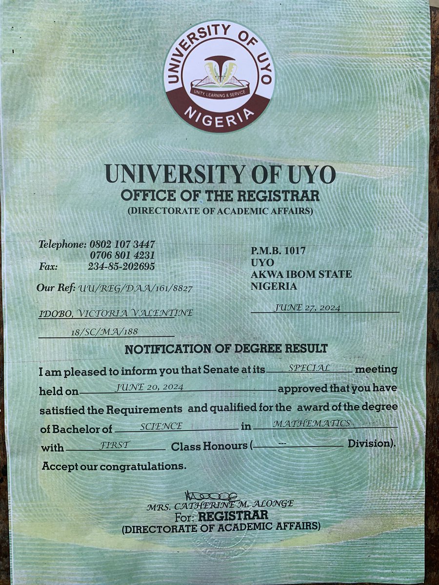 VicIdobo's tweet photo. It's now official! 
https://t.co/Z48OuHT11x in Mathematics with First Class Honours!
I am particularly excited to have set and achieved this goal.

I am grateful for all the support from friends and family. 

Congratulations to me!💃🏿 https://t.co/Pzm9HrkovF