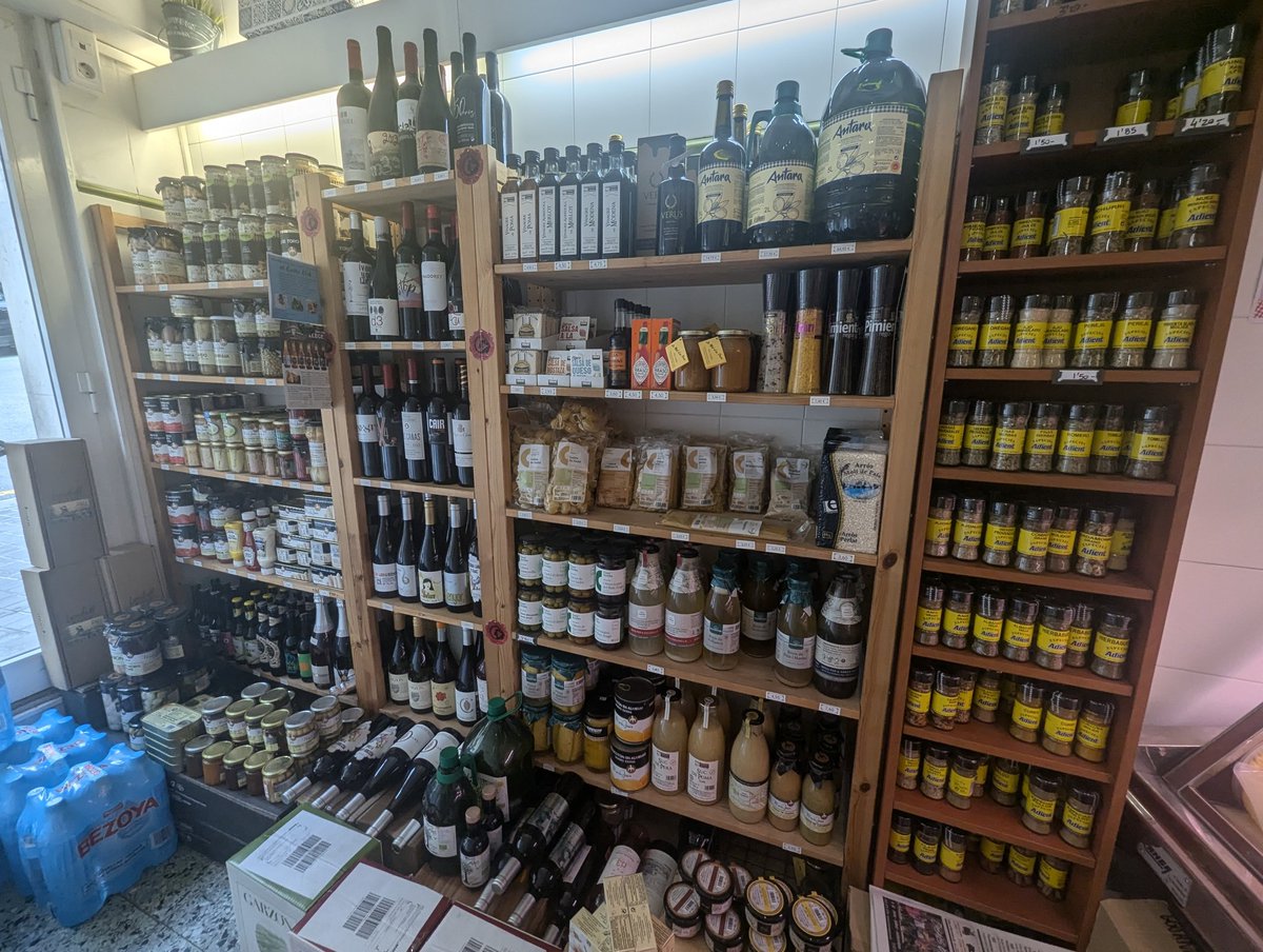 BOBSpace_BKK's tweet photo. @bcnbitcoinonly community doing their homework by incentivizing  a Bitcoin Circular Economy within the city

Don't trust it? Verify it then: https://t.co/cIajfmNhdJ https://t.co/frSdMDOiq7
