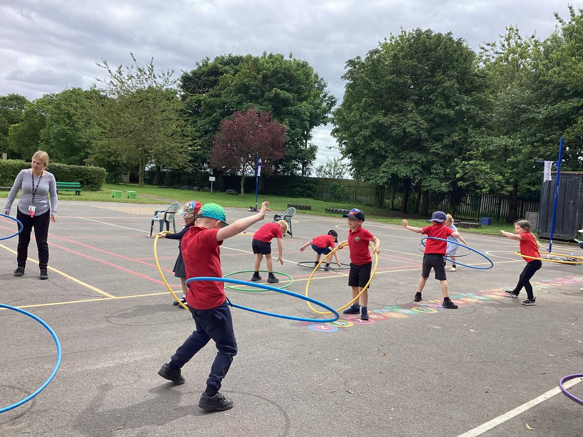 Hesleden Primary 🌈 tweet media