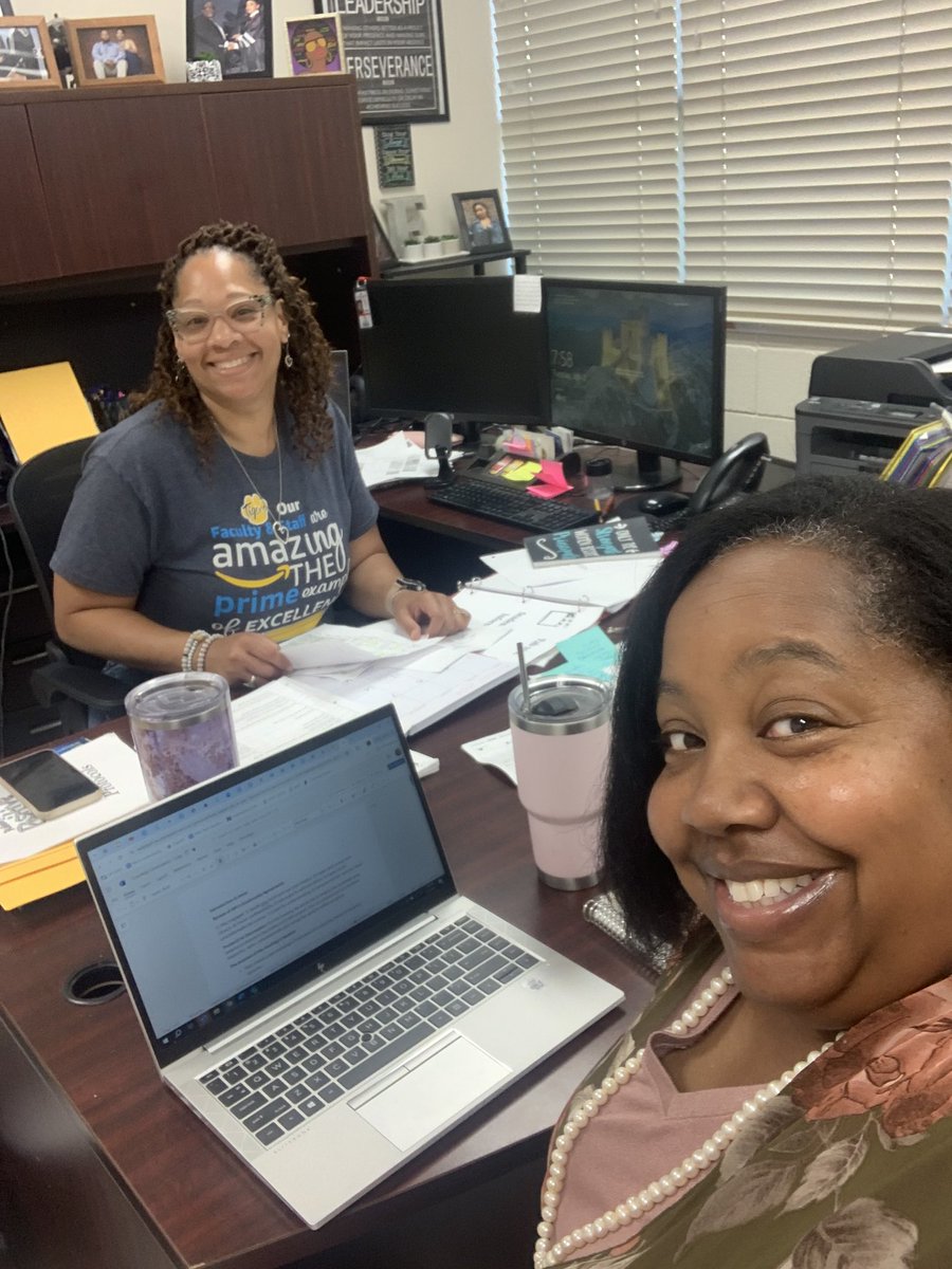 chamirmurphy's tweet image. When you see this, know that genius hour and collaboration around expert learning practices for success is on deck. #educationalleaders #equitymatters #DiversityEquityInclusion #culturallyresponsiveteaching