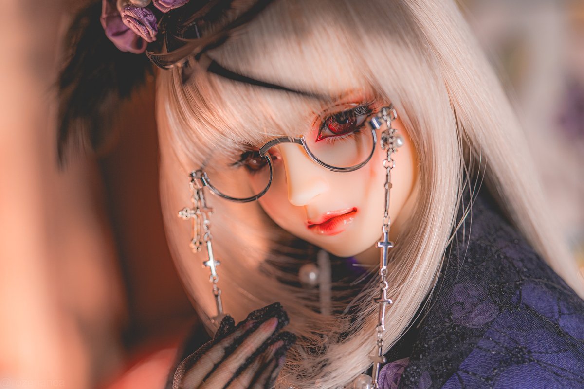 rozenanoa's tweet photo. #なんだって良い銀髪のうちの子を載せるチャンスだ

#あのpic https://t.co/uJ8hW3jdhi