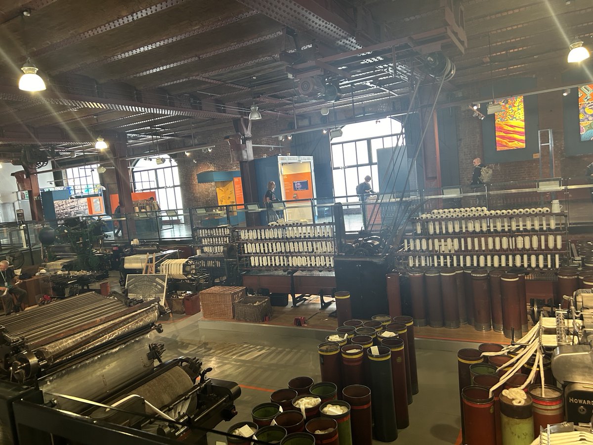 Castle_Hall's tweet image. Y9 have had a great educational visit to @sim_manchester The day has been thoroughly enjoyed by all! 🔬🔭🏭 #AcademicExcellence #DevelopingCharacter #RaisingAspirations