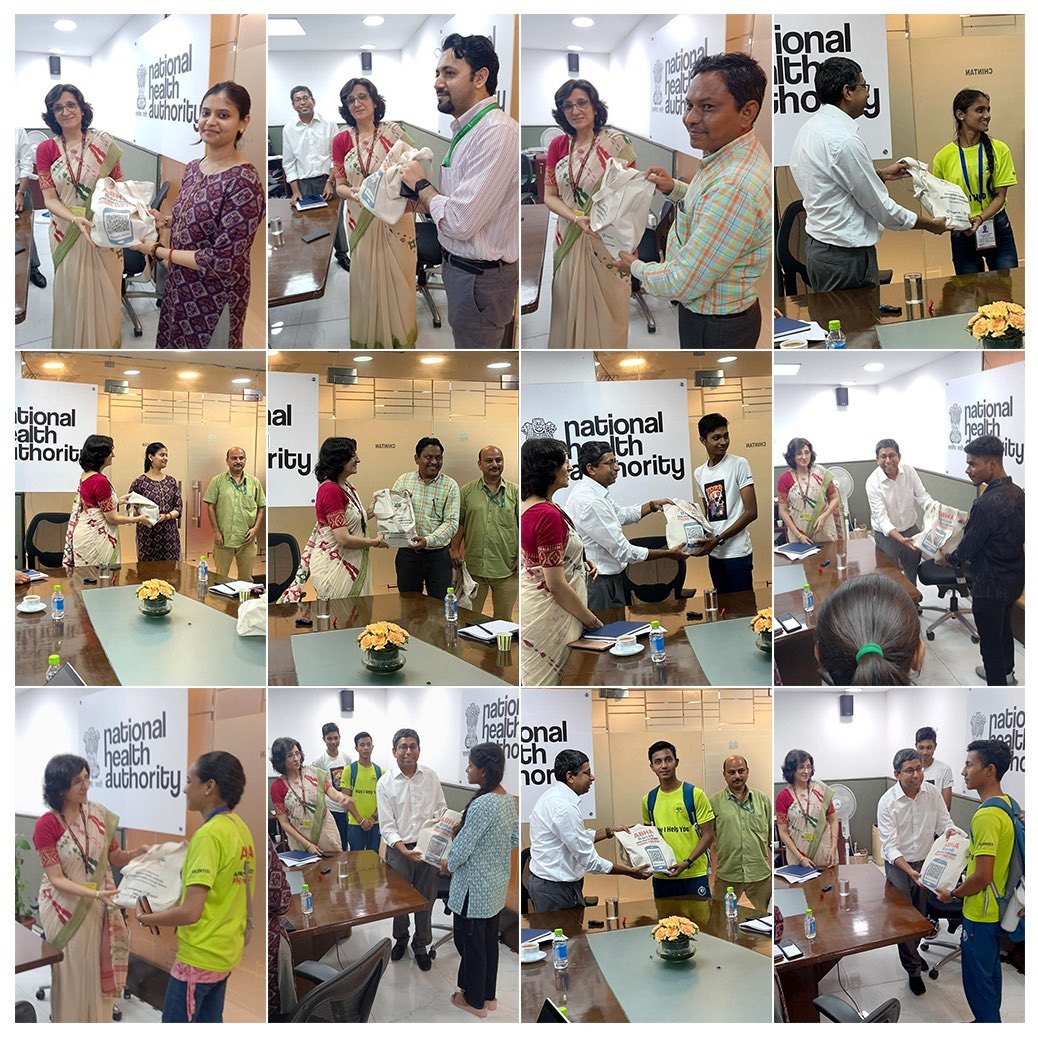 AyushmanNHA's tweet photo. Ms. Deepti Gaur Mukerjee, CEO, NHA met ABHA-NSS volunteers and presented them souvenirs as a token of appreciation for their volunteering efforts in helping patients create ABHA &amp; facilitating quick OPD registration through ABHA based #ScanandShare in Hospitals.

#ABDM https://t.co/vKIdnpV92F