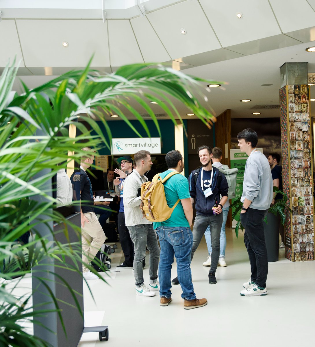SuadWolgram's tweet image. We are now on Day 2 of the KCD, and the excitement for more interesting talks continues. What excites me most about this event is the shared enthusiasm for everything related to the Kubernetes world. 

@KCDMunichn @whiteduck_gmbh @CloudNativeFdn

#kcdmunich #whiteduck #KCDC2024