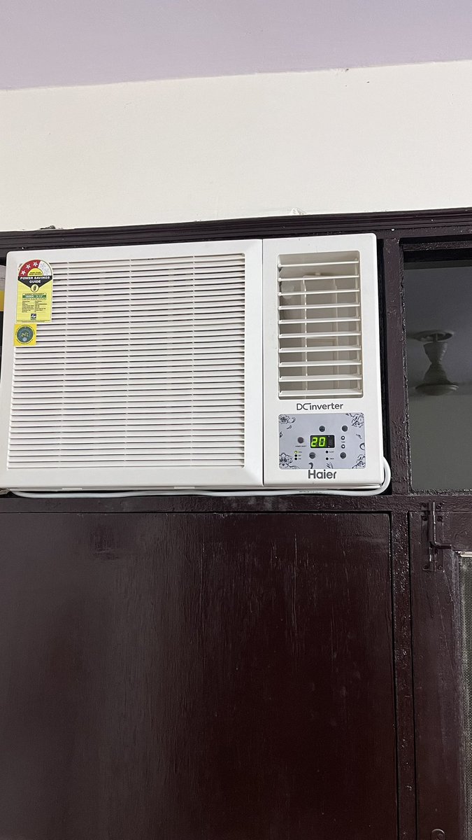 Anshu__Sharmaa's tweet photo. I Bought a @IndiaHaier AC from Ankur Electricals Noida on 23/6/24, facing cooling issues since day 1. Been complaining since 24/6/24, but no resolution yet. Technicians are rude and unhelpful. Extremely disappointed with the service! #CustomerService #Haier #AnkurElectricals https://t.co/bmVVCeowXV