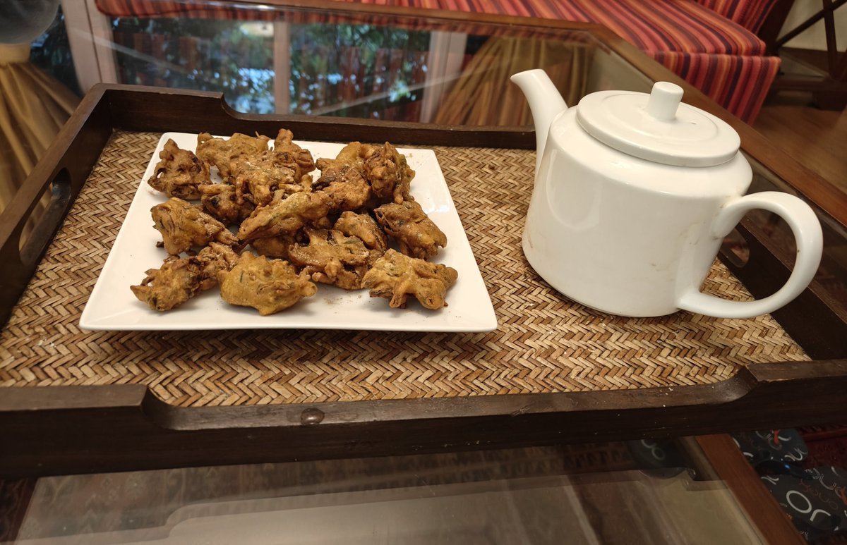 desi_rr's tweet image. Missing yeh wale #Chai aur #pakode 😬😒🥹 #Goodevening

 #HimachalPradesh #homestays