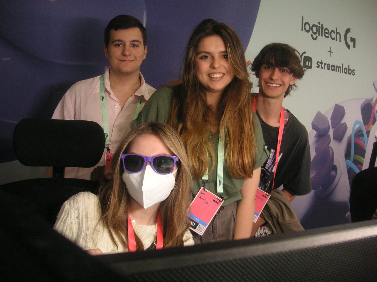 GamingJune :3 tweet media