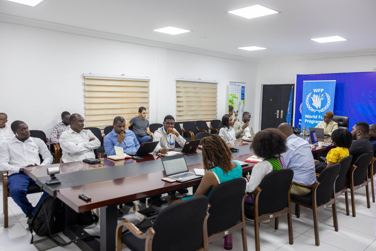 WFP Ghana (@wfp_ghana) on Twitter photo "The <a href="/USAID/">USAID</a>-<a href="/WFP/">World Food Programme</a> Farmer Support Activity initiative is a major step towards building more resilient food systems and improving the livelihoods of smallholder farmers."
Dr. Daniel Asare-Kyei, CEO of <a href="/Esoko/">Esoko</a>, speaks at the Action Review meeting #HappeningNow in Accra, #Ghana. "The <a href="/USAID/">USAID</a>-<a href="/WFP/">World Food Programme</a> Farmer Support Activity initiative is a major step towards building more resilient food systems and improving the livelihoods of smallholder farmers."
Dr. Daniel Asare-Kyei, CEO of <a href="/Esoko/">Esoko</a>, speaks at the Action Review meeting #HappeningNow in Accra, #Ghana.