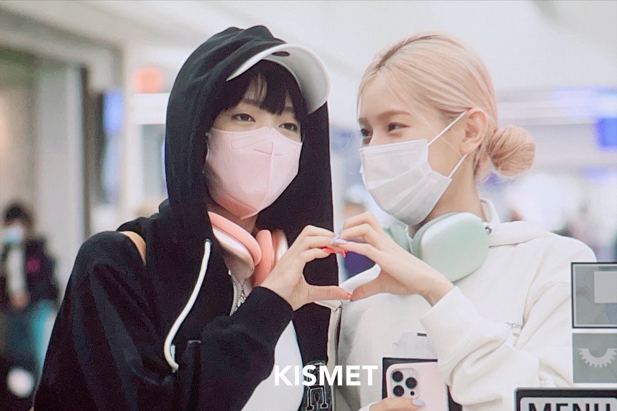 MY_lover tweet media