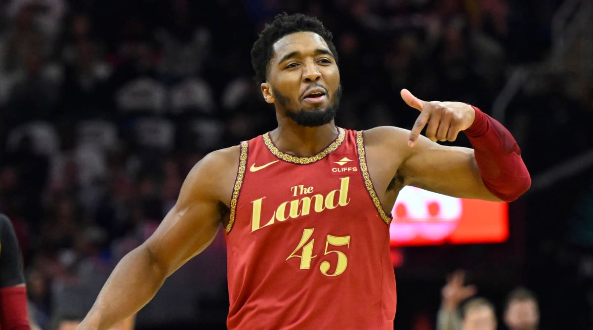 Myles Garrett is elite and chose to stay in Cleveland.

Jose Ramirez is elite and chose to stay in Cleveland.

Donovan Mitchell is elite and chose to stay in Cleveland.

What an incredible time to be a Cleveland sports fan. 🔥