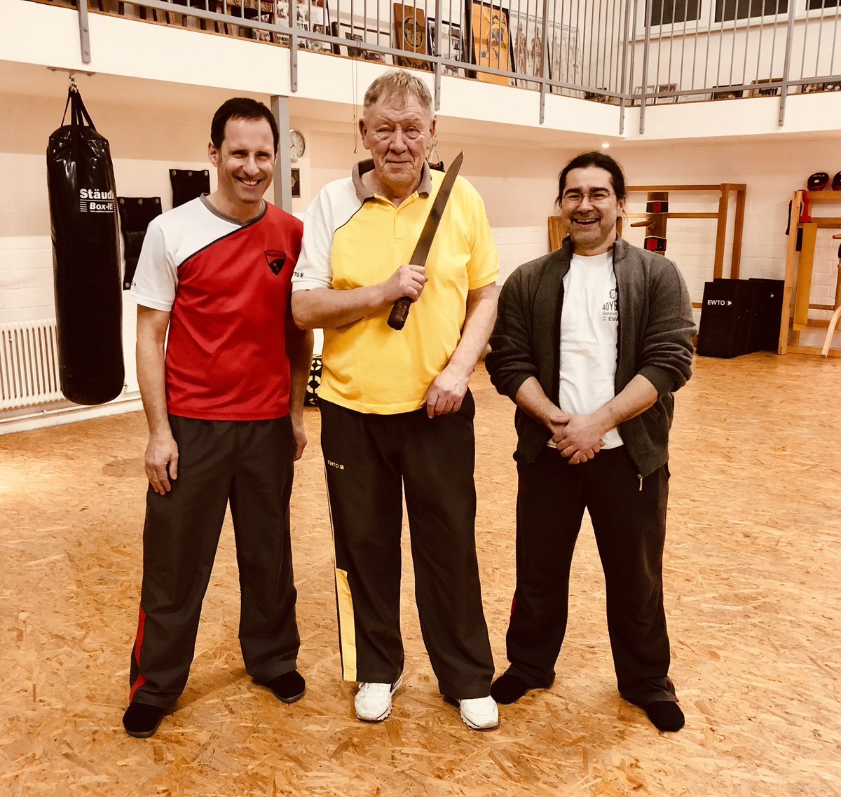 stefanfiege's tweet photo. Happy Birthday ⚔️from Neuss Master Bill @GM_BillNewman https://t.co/w68jc1U07w