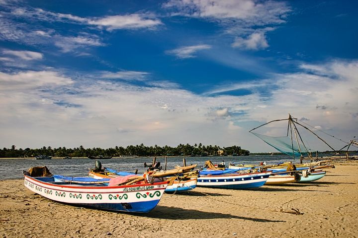 nethycurl's tweet photo. Art of the Day: "Kerala Fishing Boats". Buy at: https://t.co/4YC0RPjZ3H https://t.co/5eSyMh28RI