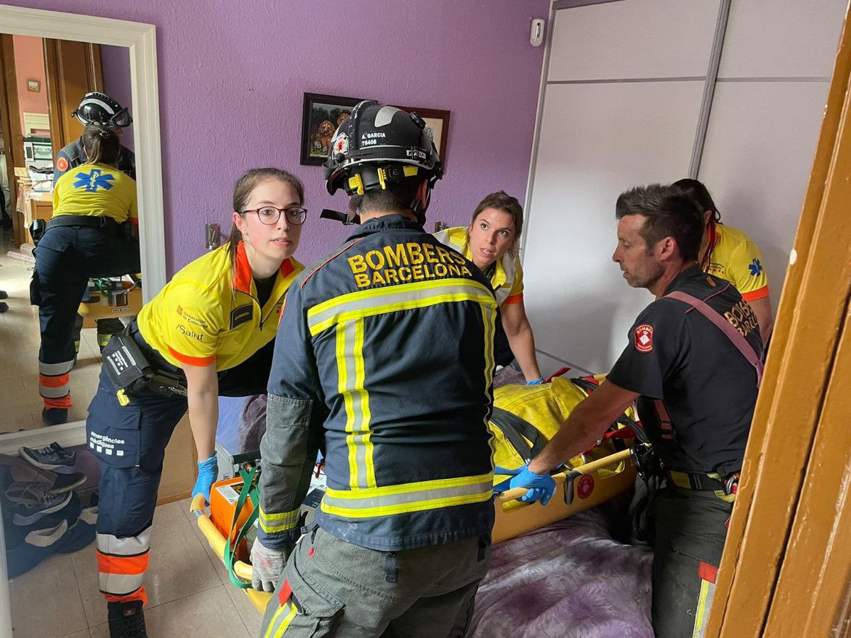 Bombers Barcelona tweet media