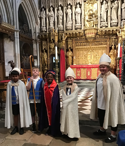 PelhamYear4's tweet photo. Pelicans Class have had a lovely time exploring Southwark Cathedral today. It gave us the opportunity to ask lots of questions about Christianity. ✝️ @PelhamPrimary_  @trustilluminate https://t.co/LoqFMG2TCJ