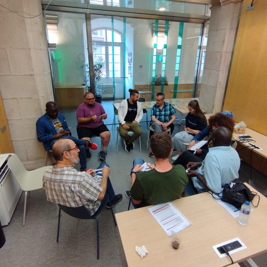 🙌 A vegades la solució està en sortir del dia a dia i canviar la perspectiva. 

🏢 Treballar en espais diferents dels nostres despatxos és necessari de tant en tant per trencar la rutina, millorar la productivitat i fer #teambuilding.