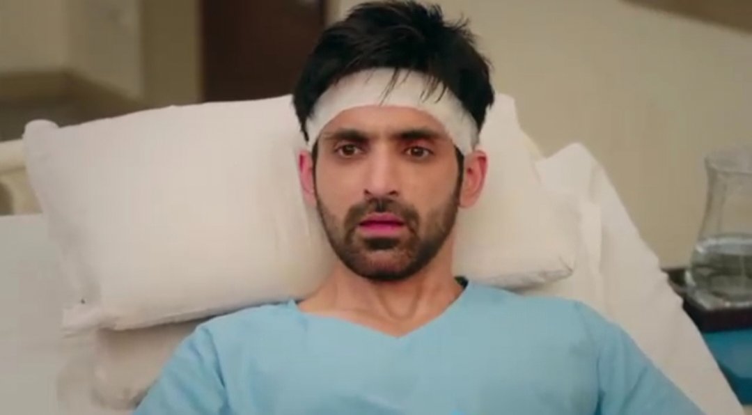 Virat in schoked 😲 And thinks how's is possible 🤔😂😂😂❤️ 
#Amruta #Virat #AmVira 
#SritiJha #ArjitTaneja #SriJit 
#KMTMG
#KaiseMujheTumMilGaye