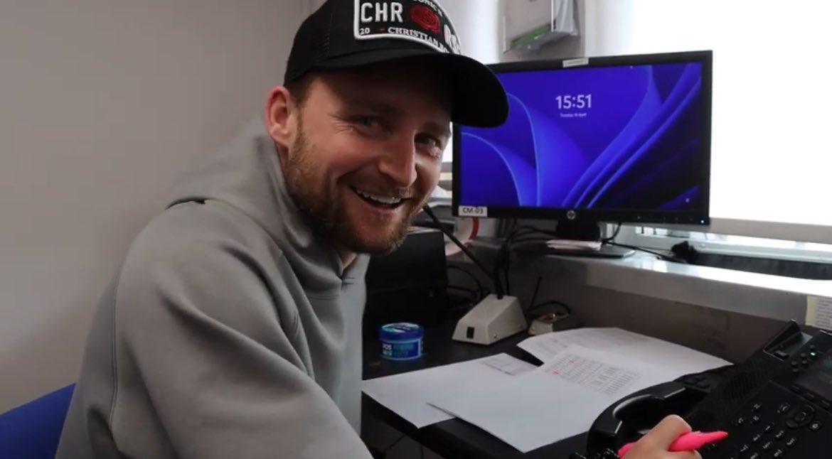 Nozza_'s tweet image. Dobson signing his contract in Hungary. #cafc