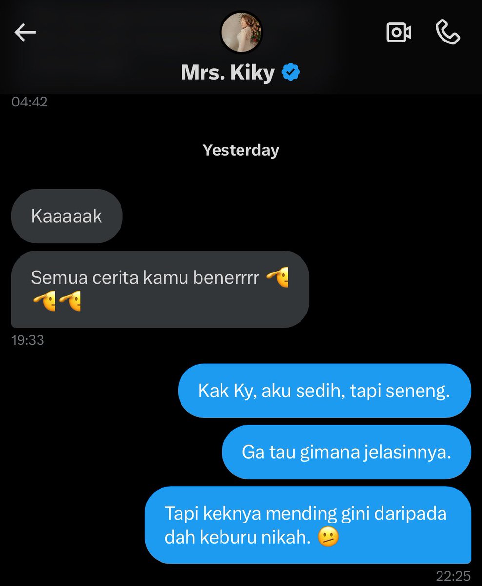 Mengenai “masalah” ini, udah kita tutup aja, ga bakalan juga gue spill. Lo liat junjungan kita udah putus, pun, aib mantannya TETEP dijaga.

Kita doain aja Mpok Ayu jodohnya dapet yang CINTA MATI, yang hatinya MILIK AYU SEORANG. #AyuTingtingHargaMati