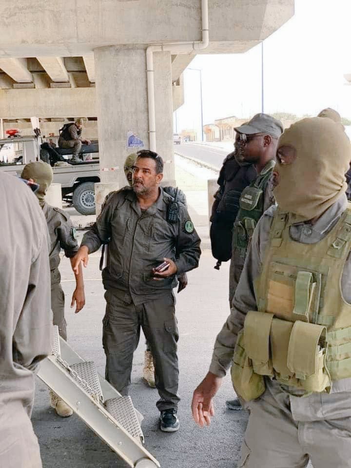 nanana365media's tweet image. 🔴MAURITANIA 🇲🇷| #Contestation of the results of the Presidential election which give the outgoing President #Ghazouani winner with 56% of the votes. Since Monday night, the government has cut mobile internet off in the capital and the police is carrying out heavy-handed arrests.