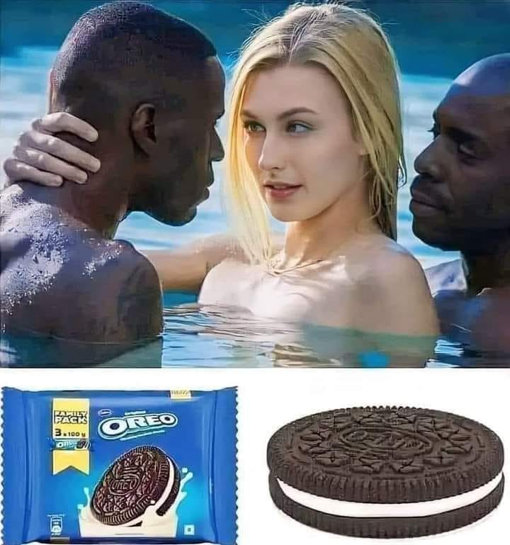 mansplain88's tweet photo. Oh, double stuffed!

#oreo #doublestuff #NetflixAndChill https://t.co/IQTiiaNDe2