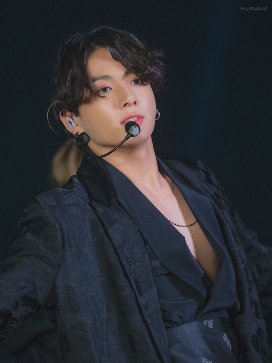 archivekukk's tweet photo. JEON JUNGKOOK?????? https://t.co/0gRohL7USk