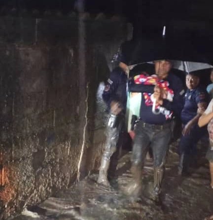 Cuerpo de Policía Nacional Bolivariana. tweet media