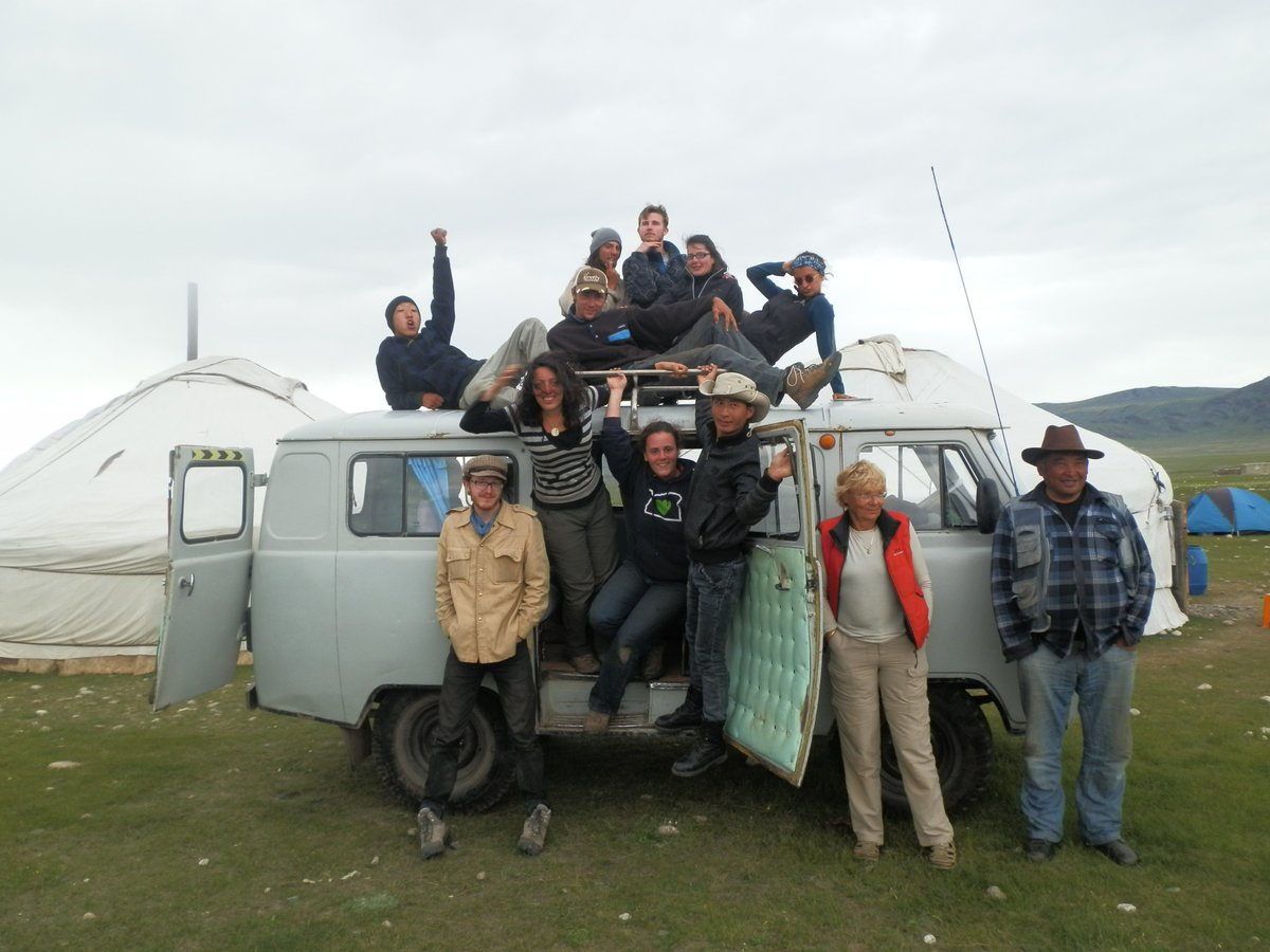 Lisa_Randisi's tweet photo. Ten years ago, I first went to work as an archaeologist in Mongolia. A logical next step for a maritime archaeologist in training, evidently. I'm not sure what I was expecting - probably fewer sleepless nights stranded in Russian vans. 1/3 https://t.co/bvlRFoeGFt