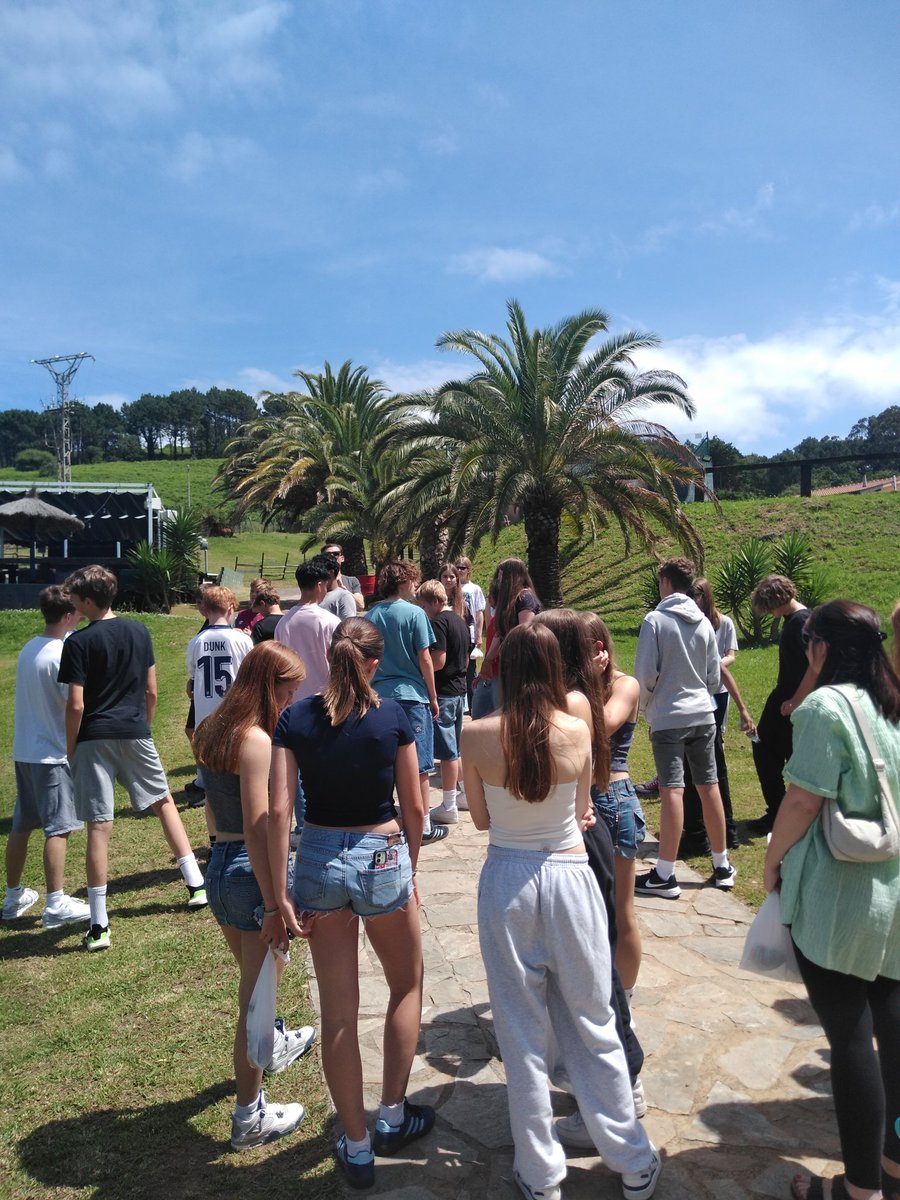BMS_cantabria24's tweet photo. All checked in to #HotelCampomar and everyone is heading straight to the pool to cool off https://t.co/XgSIqzaizc