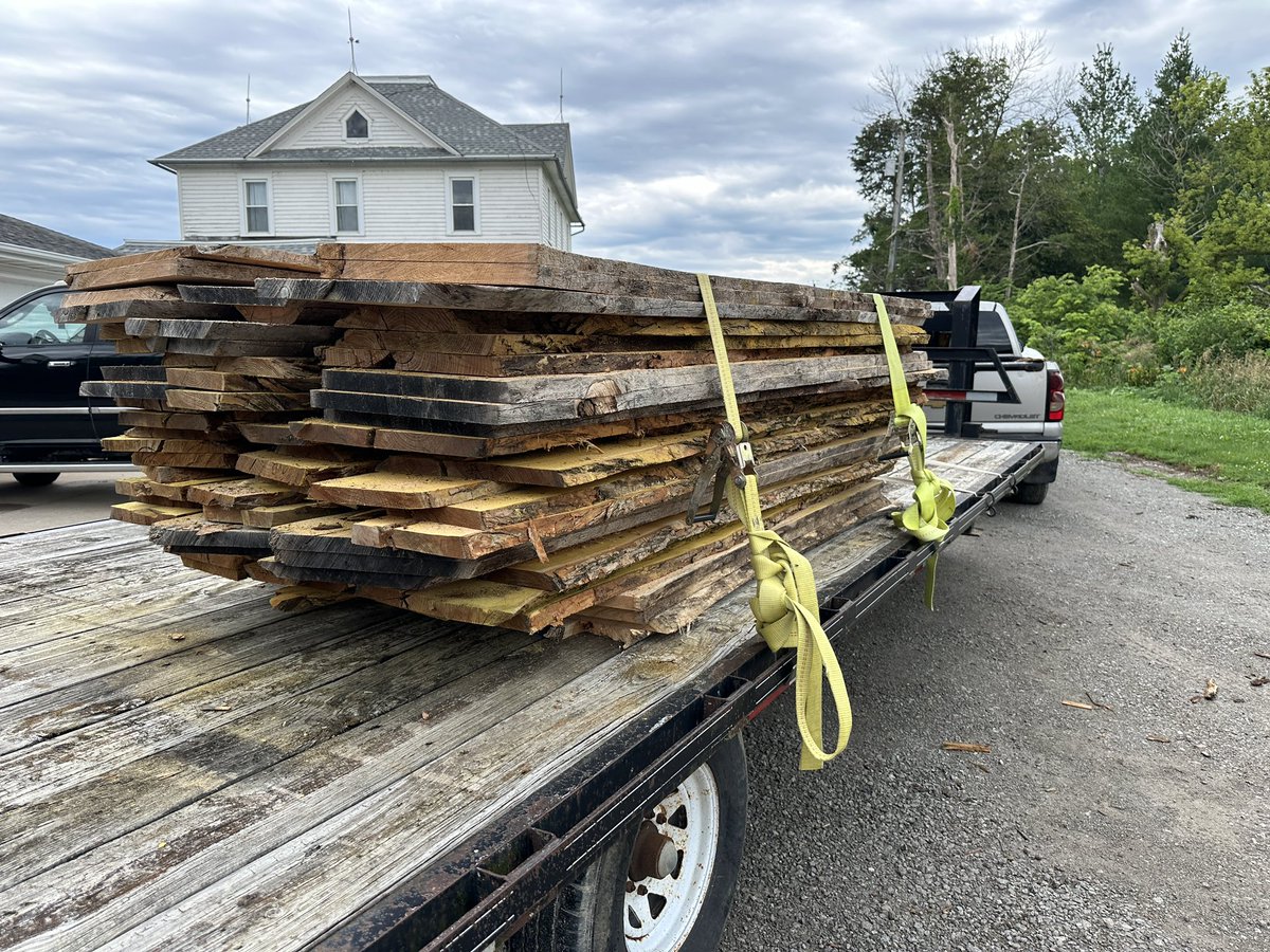 Hazeloakfarms tweet media