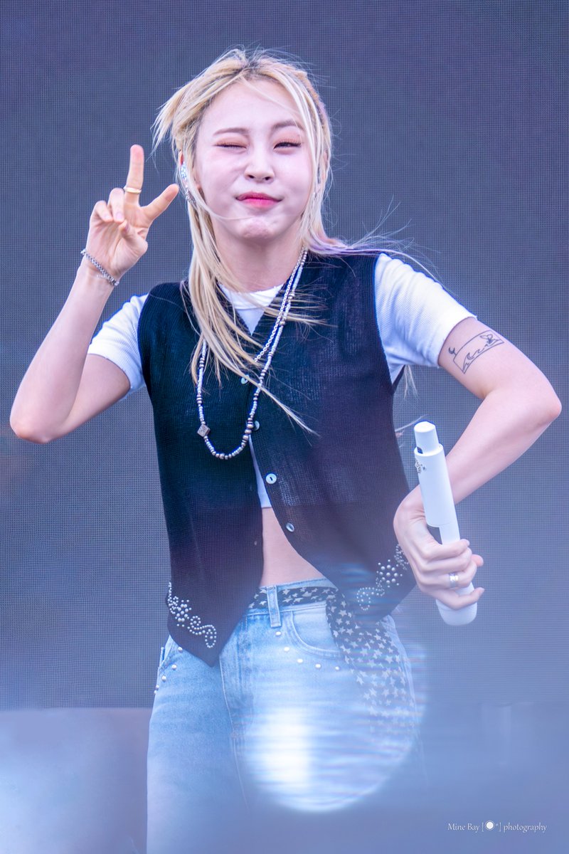 Mine_bay99's tweet photo. 240630 Good Days Music -  Taichung

#MAMAMOO #MOONBYUL #마마무 #문별 https://t.co/qIbv6H8PDc