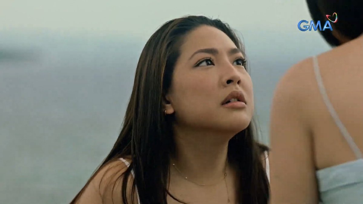 peter_viper's tweet photo. At kaya, ganito rin atake sa buhay ni Rebecca (Rita Daniela)... cause she witnessed the murder of Rodolfo (her father)... on the hands of one of the Palacios? 👀

Eme lang. Lol.

#WWFriendshipOver https://t.co/KqBa65OUSq