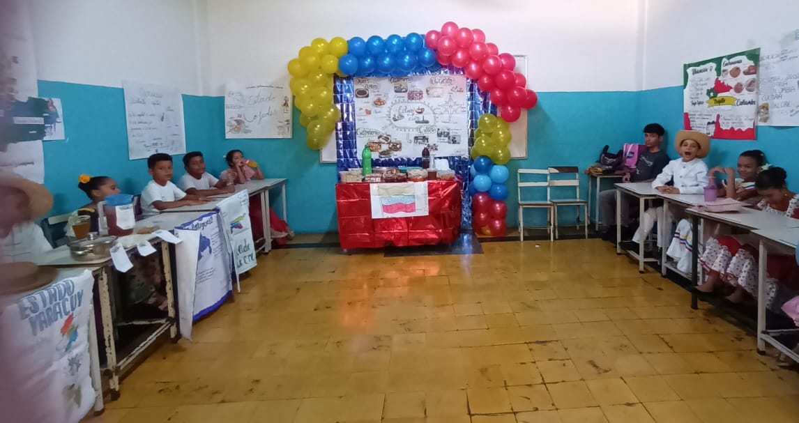 cdcelara's tweet photo. #2Juli Desde el @cdceconcepcion seguimos fortaleciendo el proceso educativo de nuestros niños y niñas en su cierre de proyecto.

¡Un aplauso para ellos!

@NicolasMaduro
@MPPEDUCACION
@_LaAvanzadora
@EleamerAbdala
@CDCEIribarren
#OrgullosoDeSerVenezolano https://t.co/PsXSPkzks7