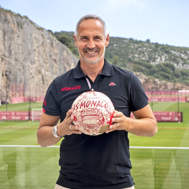 RudyGaletti's tweet image. 🚨❌ #AlIttihad, after the conclusion of the negotiation with Toppmöller, talks with #Hutter are also off.

⏱️ The 🟡⚫ are waiting for Marco #Silva&apos;s response in the next 24hr, even if they are NOT confident in his acceptance.

⚠️ #Pioli always remains a concrete backup option.