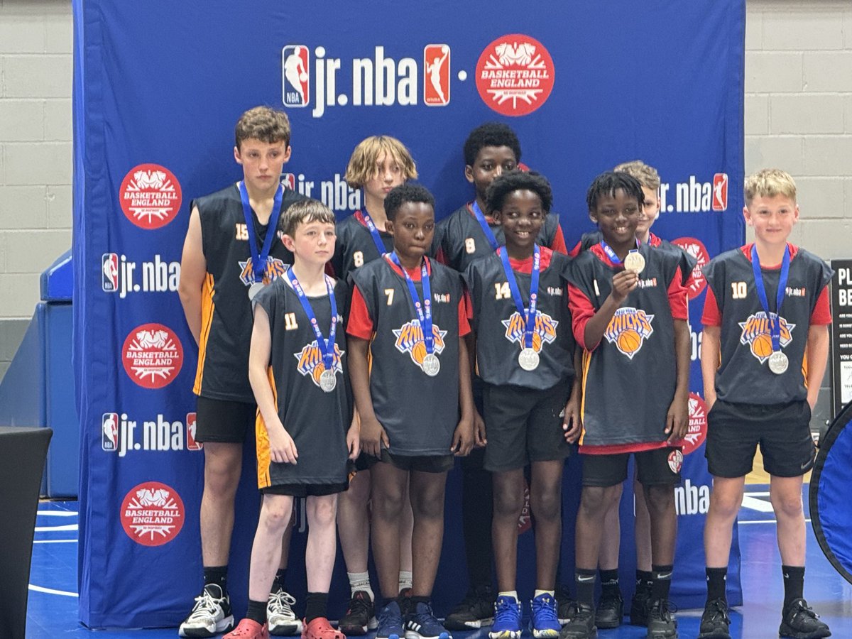 Philips High PE tweet media