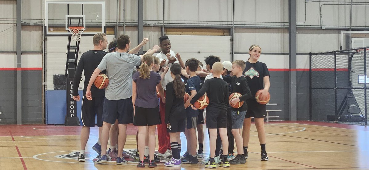 ClimbBasketball's tweet photo. We’ve opened registration for our fall program! We’ll once again be offering development sessions, but we’re adding coed U8 and U11 3x3 sessions as well. Please visit https://t.co/u56LRJ2TbR for all details. #yeg #yeghoops #climb #ab #abhoops #youthbasketball https://t.co/m4o2T8luOP