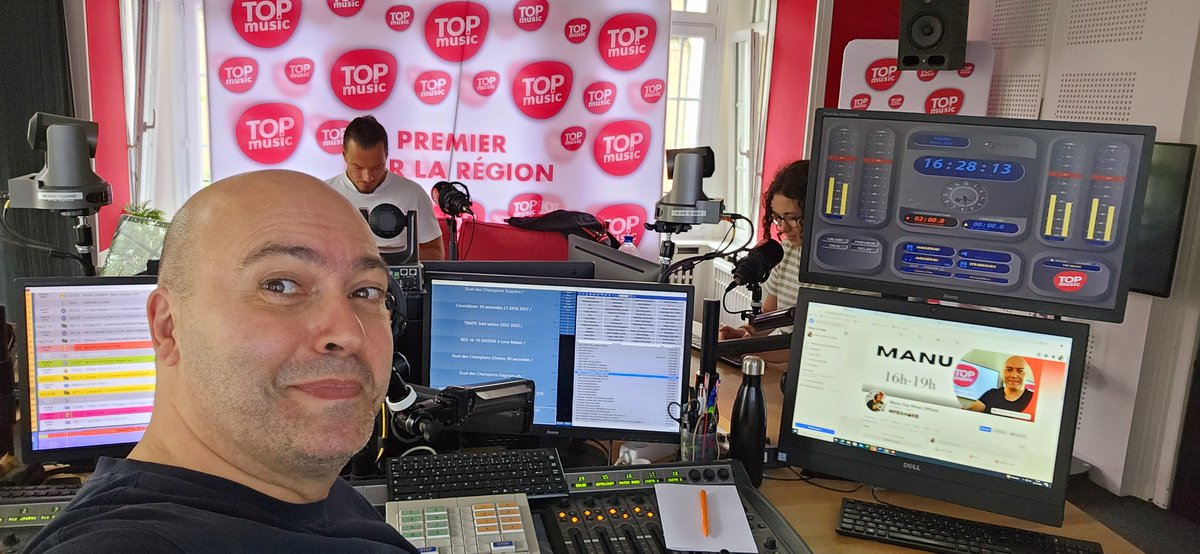 Hello helloooooo 😁 Bienvenue dans ce nouveau 16-19 😃 N'oubliez pas jeudi on a une spéciale bêtisier 😁