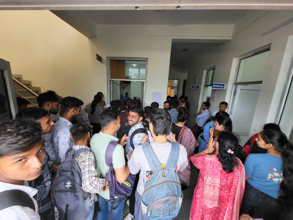 DeccSamba's tweet photo. Job Fair organised by DECC Samba wherein 11 companies from private sector shortlisted 185 candidates .Get urself registered with Employment Deptt at https://t.co/8NKwQ9MTk1 to participate in such job fairs. https://t.co/CPC731S9G2