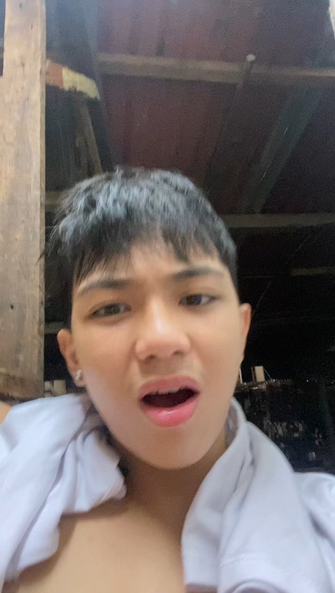 3rd2bgq's tweet image. usual reaction ko pag nilabasan haha