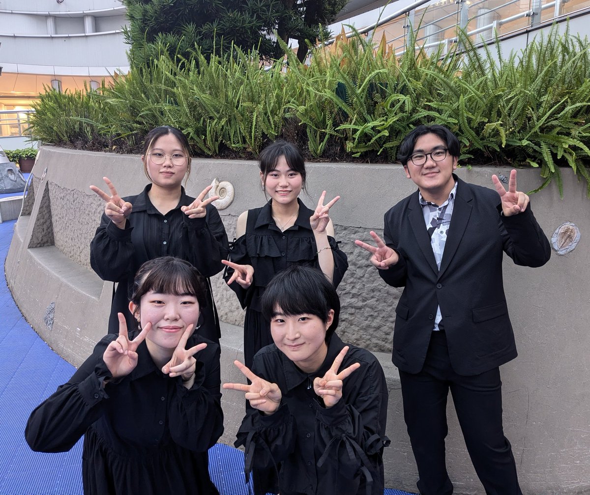 Bgleamed_HB's tweet photo. (めちゃくちゃ遅くなりました)
be gleamedです
#ナゴペラ に出演させていただきました

良かった点と改善点ともにたくさん見つかりましたが、とにかくメンバー全員楽しく演奏することが出来ました！

観客、スタッフの皆さん本当にありがとうございました！！ https://t.co/B2QdqhlcXE