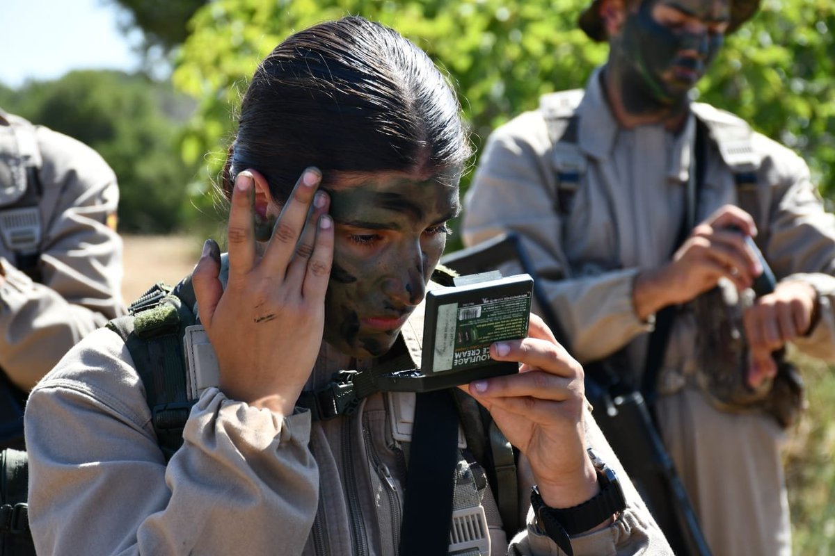 MADOC_ET's tweet image. Los alumnos del ciclo 1/2024 del Centro de formación de tropa #CEFOT 2 #Camposoto #SanFernando han desarrollado una intensa semana de ejercicios topográficos, tácticos y de tiro, cerca ya de su Jura de Bandera, el próximo 13 de julio 🇪🇸.
#SomosTuEjército