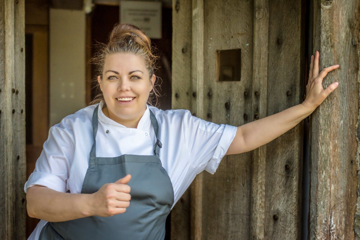 We're delighted to announce that we have appointed award winning Charlotte Vincent as Head Chef at The White Hart Dartington.

We will soon be launching an exciting new menu celebrating the best of Devon local produce.

Read more here:
dartington.org/award-winning-…