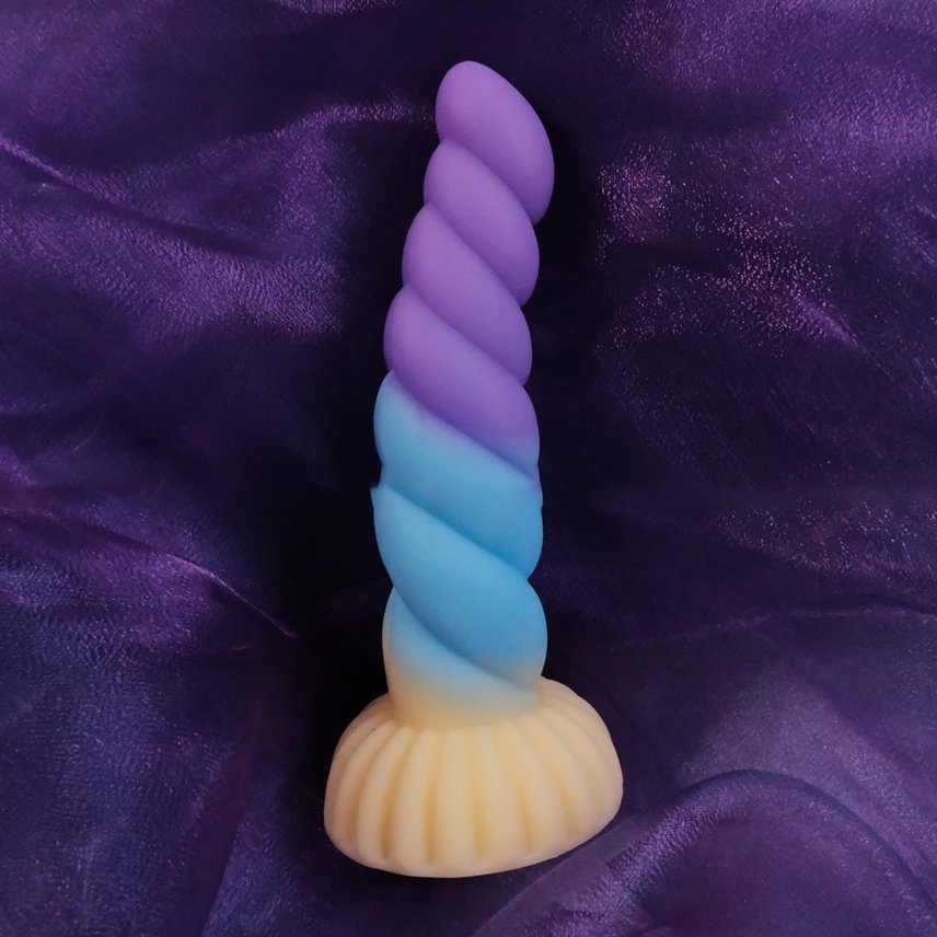 meaw_secretshop's tweet photo. #Sextoy จู๋ปลอมเขายูนิคอร์น ไซส์ 5 นิ้ว เนื้อนิ่มเด้ง สีสวยหวานน่ารัก ฐานแปะพื้นได้ ลายเกลียวเพิ่มความเสียวสุดๆ 💜💖💜
มี 3 สี : ชมพู / ม่วง / ดำ

✨ราคา 399 บาท✨

ค่าส่งเอกชน 40 บาท
#ของเล่นผู้ใหญ่
#เซ็กส์ทอย
#ร้านแมวเหมียว
#meaw_secretshop https://t.co/EkYSiSelDS