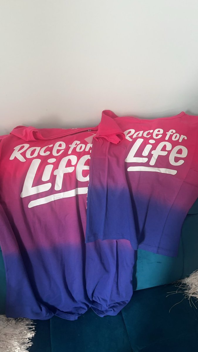 Luce_Cal's tweet photo. One last push to everyone. Me &amp; Milan are completing the Race for Life 10k this Sunday raising money for cancer research. 

If anyone would like to donate it would be much appreciated 🩷🙏🏼 

https://t.co/JXOwyLH0t0

#CancerResearch #raceforlife https://t.co/uptkjLDp8a