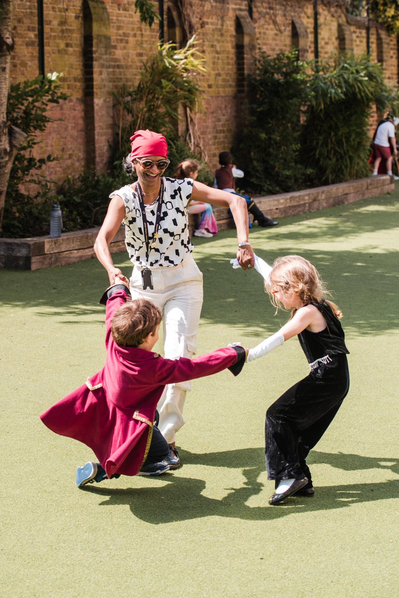 Ahoy, me hearties! 

Last week Reception had lots of fun at their Pirate Ball! 🏴‍☠️
