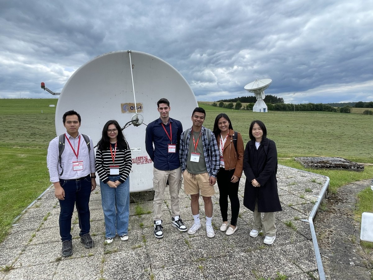 Six KU Leuven students visited @ESA's #ESEC facility in Redu on July 1, 2024. This visit, part of a joint @BELSPO / <a href="/KU_Leuven/">KU Leuven</a> comms project, was the prize for a quiz competition. They toured ESEC, learned about #RemoteSensing applications and witnessed the #PROBA3 launch prep.