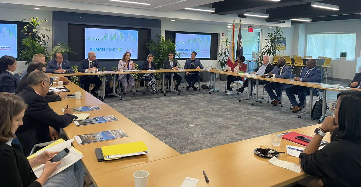 FIUdc's tweet photo. Happening now: @CommerceGov @US_EDA @AsstSecCastillo kicks off a roundtable discussion with @MiamiDadeCounty #ClimateReadyTechHub partners on the day that investments in South Florida are announced. https://t.co/9ShWILu7c5