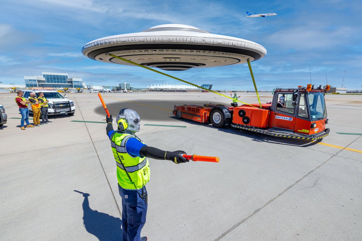 Gateway to the West? Nah...Gateway to the Galaxy! 🛸 #WorldUFODay