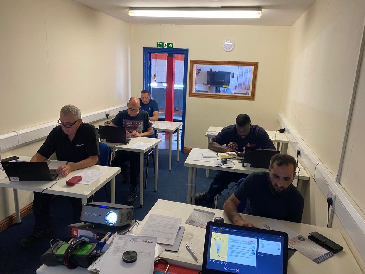 premiermot's tweet photo. MOT award underway in Hockley today! ✊🏻 https://t.co/sxHj2qkRTt